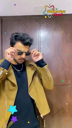 Watch our next super fashionable finalist @sufiyankhan_ 's final performance! @_deleted_user_ @_deleted_user_ #FashionBeautySuperstar #MojSuperstarHunt